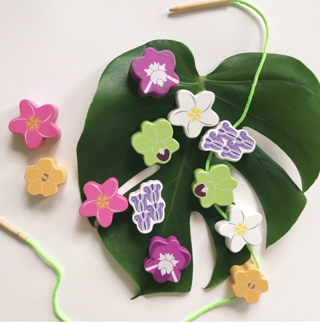 Lei Threading Keiki Kaukau Lei Pua Wooden Bead Threading Set | Pueo Boutique